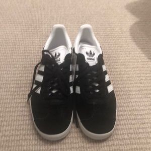 adidas gazelle black sneakers